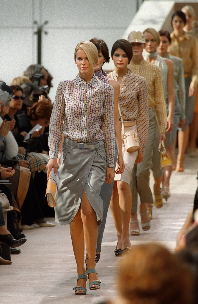 FASHION-RTW-VUITTON-SCHIFFER 2